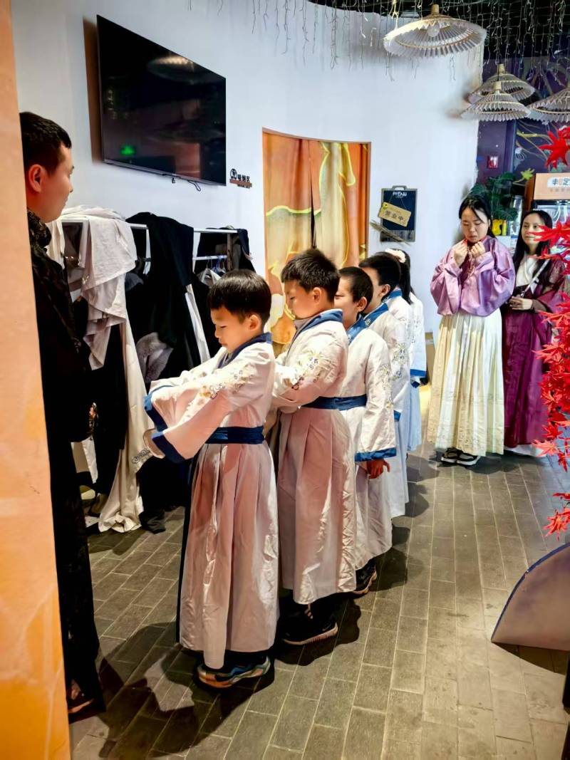 鹰手营子矿区文旅策划公司
